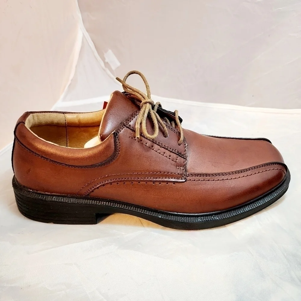 NWT Deer Stags Williamsburg Vega Men's 9.5 Dress Shoes Dark Maple Brown New